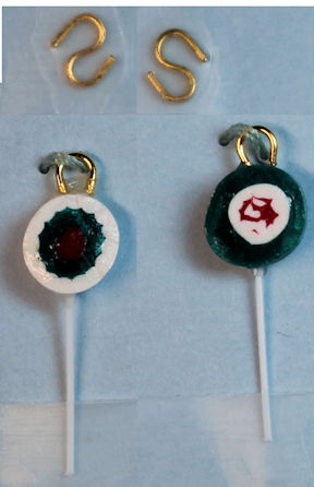 (image for) Christmas ornaments - lollipops