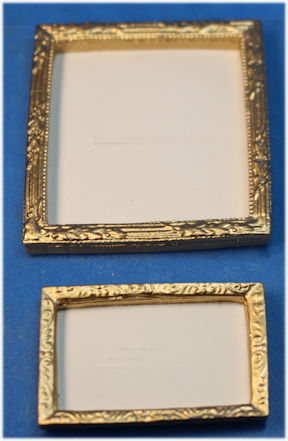 Gold color frames - set of 2
