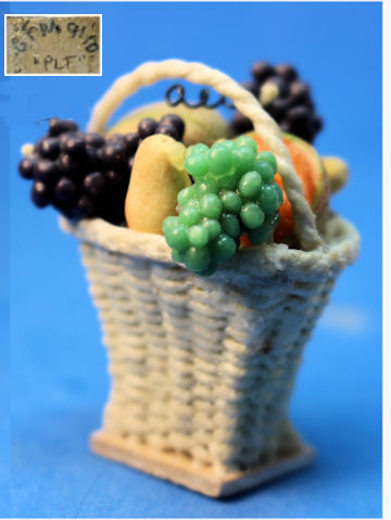 (image for) Basket of fruit