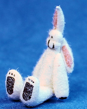 (image for) Tiny figurine - bunny