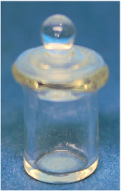 (image for) Glass jar