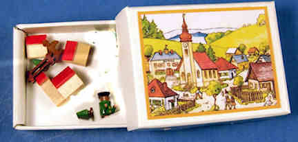 Toy farm set in a box - Click Image to Close