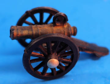 (image for) Cannon desk ornament