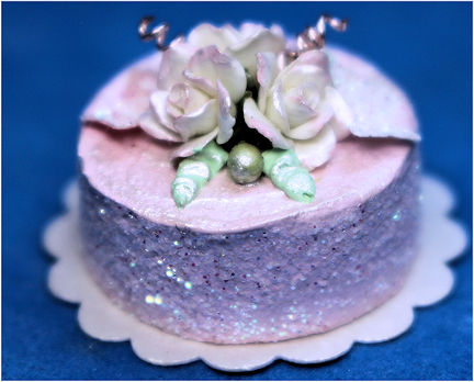 (image for) Cake with roses