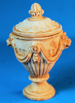 (image for) Lidded urn