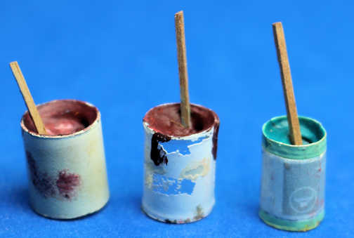 (image for) Paint cans with stirrers - set of 3
