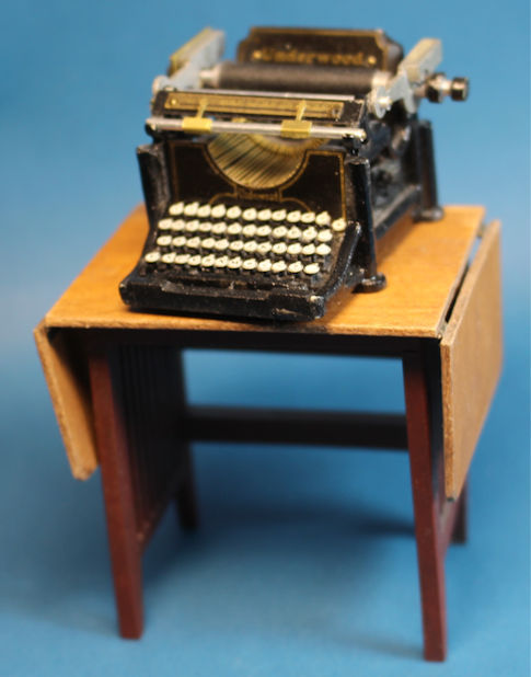 (image for) Typewriter table - arts and crafts style