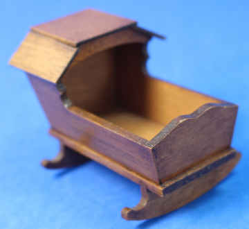 (image for) Rocking cradle