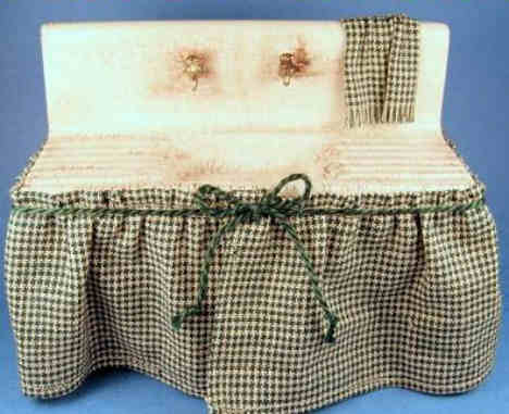 (image for) Sink - grundgy green skirted