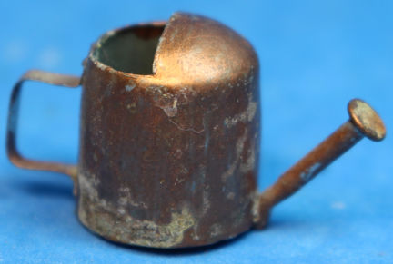 (image for) Watering can - grungy copper