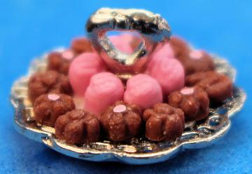 Dish of chocolates - Click Image to Close