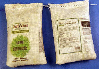 Lawn fertilizer bag - Click Image to Close