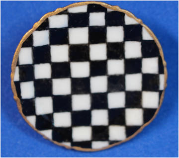 (image for) Decorative plate - checks