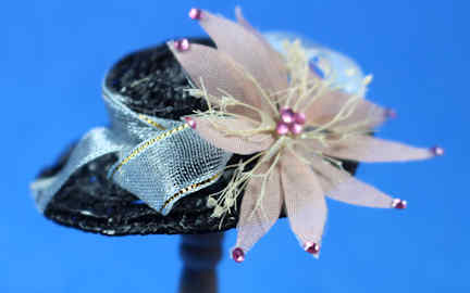 (image for) Lady's hat - black straw