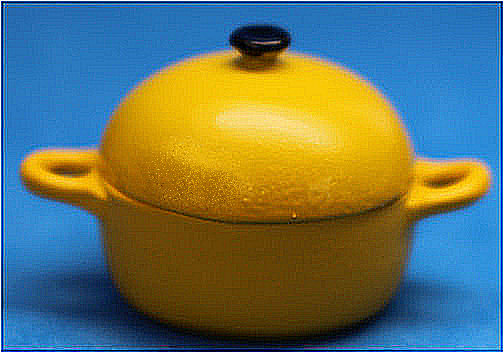 Cooking pot - round - smooth lid- yellow
