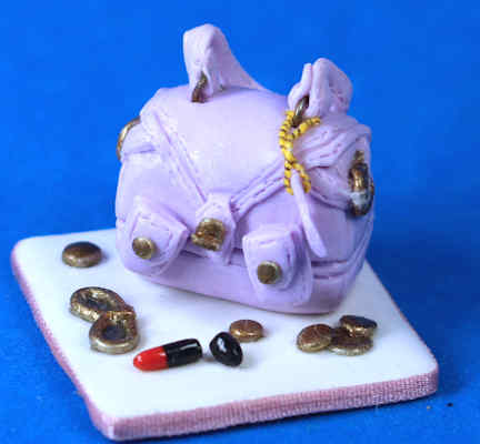 (image for) Chocolate purse and accessories