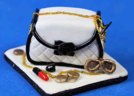 (image for) Chocolate purse and accessories