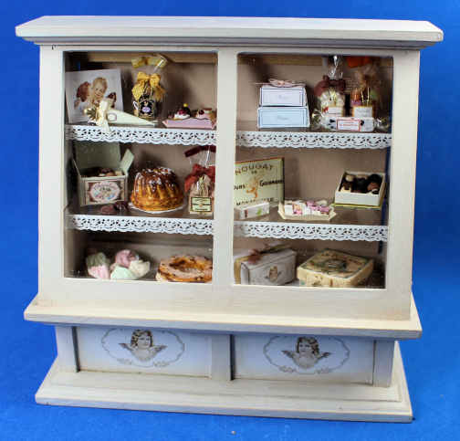 (image for) Confectioner's display - wood