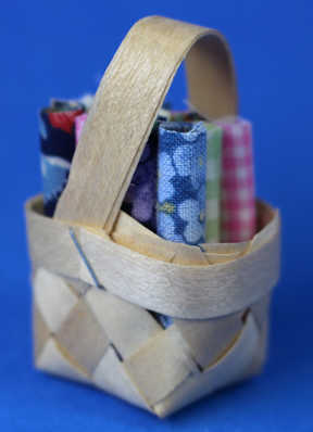 Basket of fabric (image for) Basket of fabric