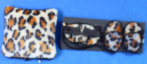 Sleep set - mask, slippers, pillow - leopard design (image for) Sleep set - mask, slippers, pillow - leopard design