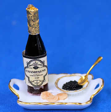 (image for) Caviar, crackers and wine tray