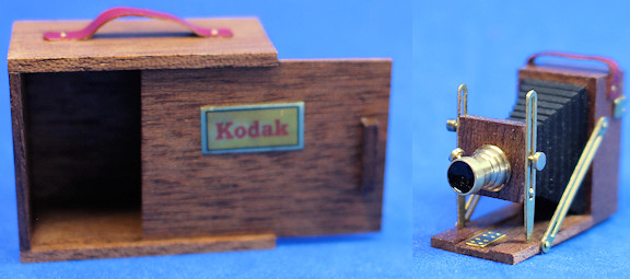 Camera and box (image for) Camera and box