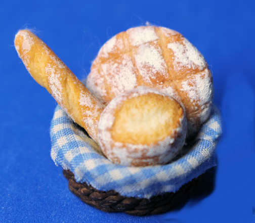 (image for) Basket of Italian bread