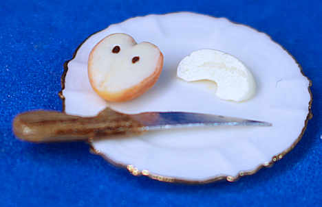 (image for) Eating an apple